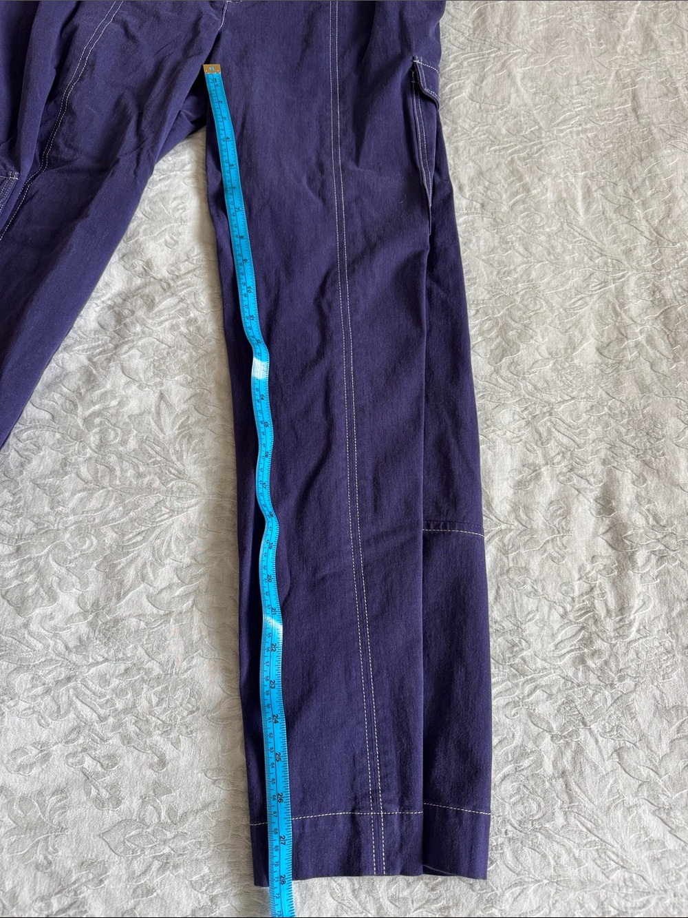 Maeve by Anthropologie Women’s Purple Cargo Pants with Contrast Stitching - Picture 12 of 13